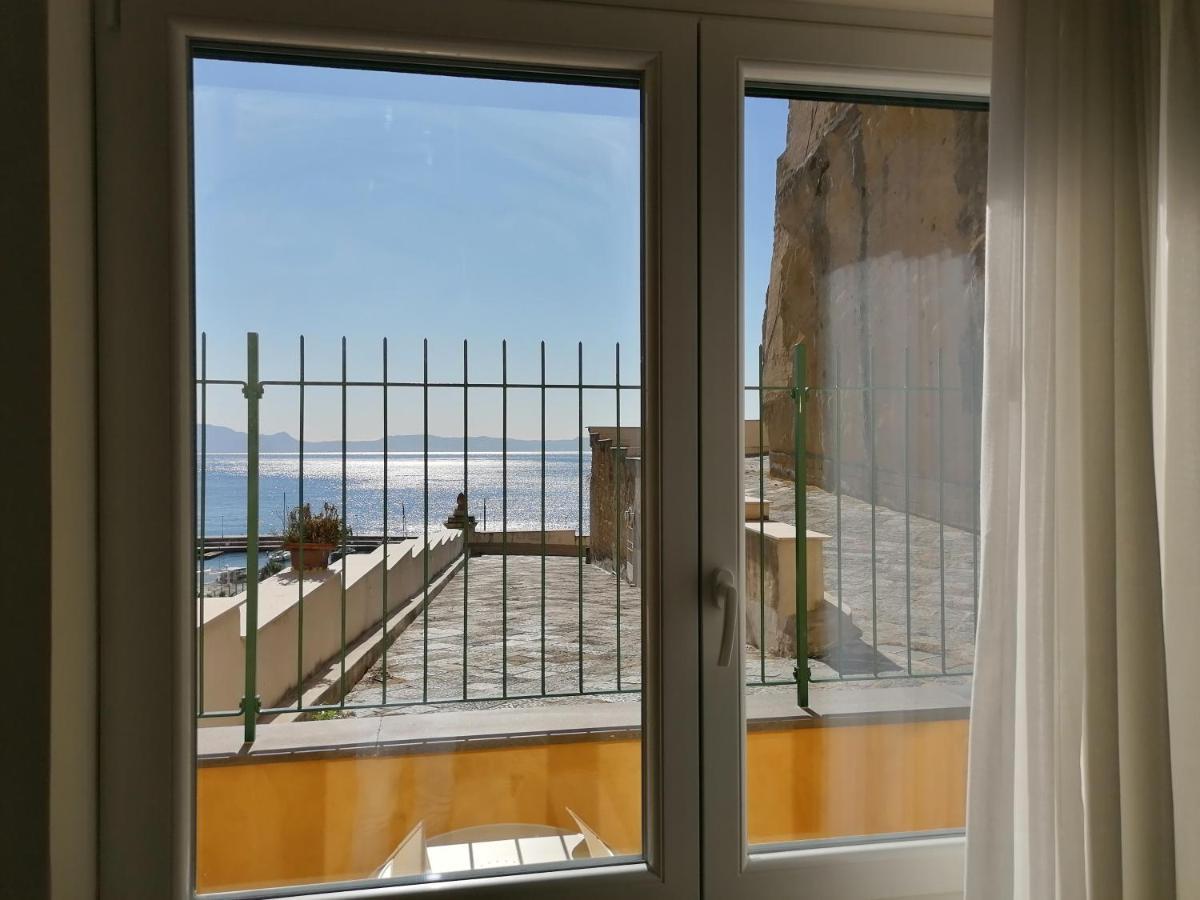 Napoli D'Amare B&B Eksteriør bilde